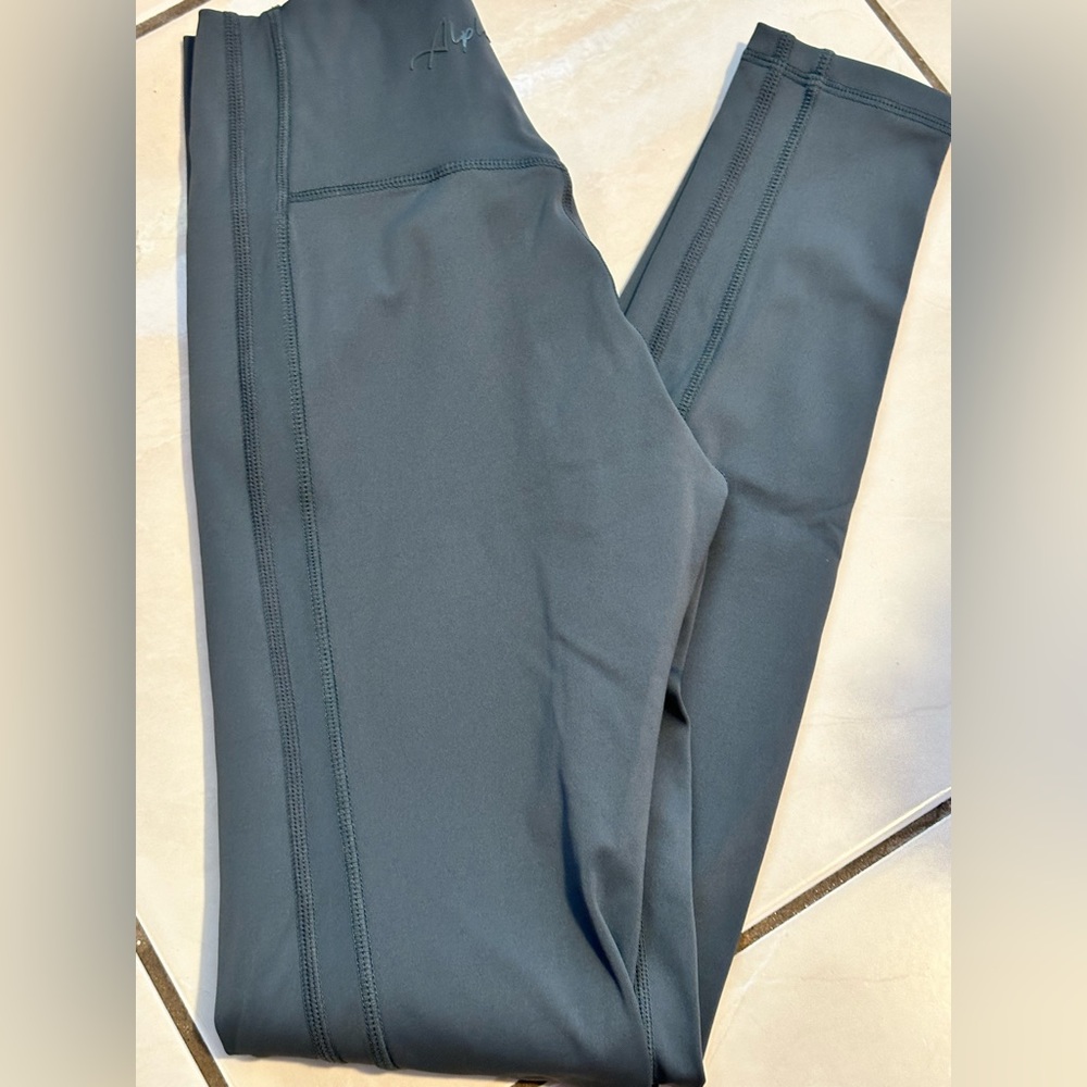 Alphalete Surface Power